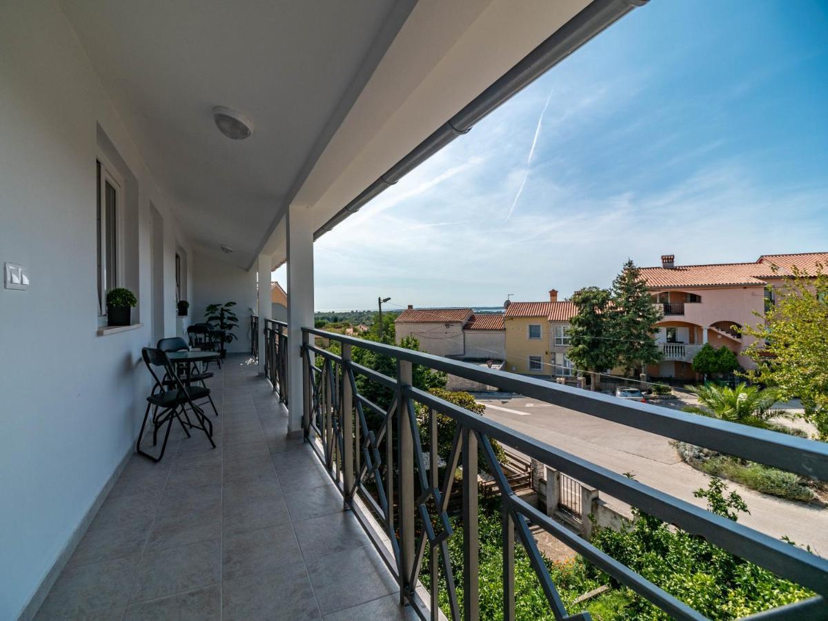 Apartment Antonio Ližnjan Exterior foto